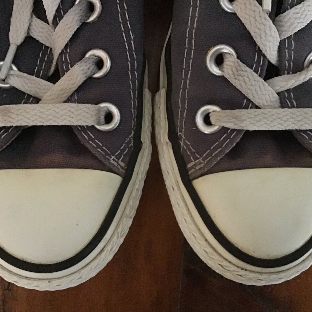 Converse Low Top Sneakers in Blue and White-Unisex - Picture 9 of 9